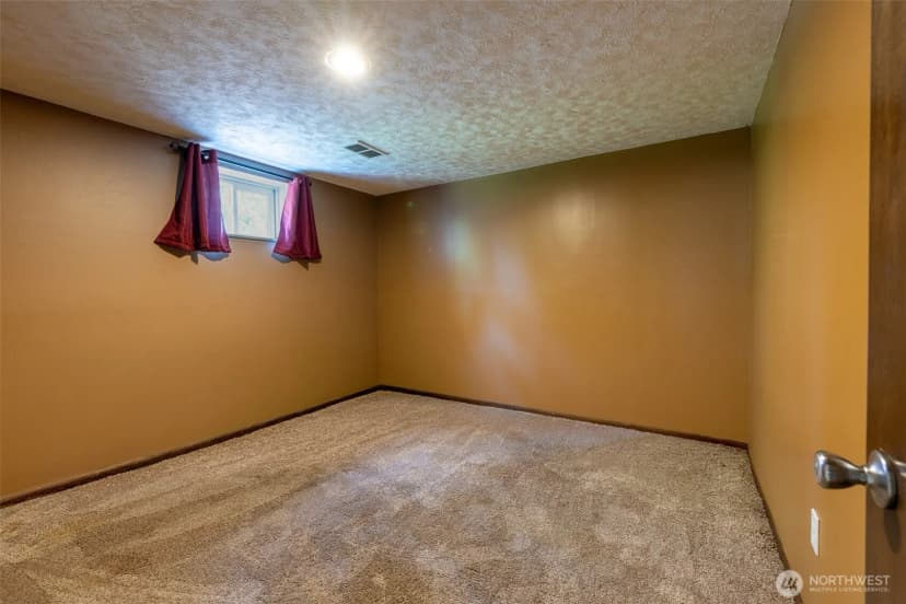 Property photo for 5211 W Myrtlewood Court, Spokane photo 25