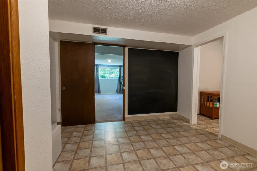 Property photo for 5211 W Myrtlewood Court, Spokane photo 19