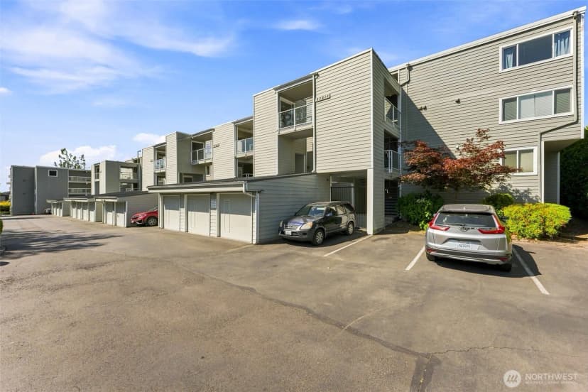 Property photo for 22211 6th Avenue S #301, Des Moines photo 26
