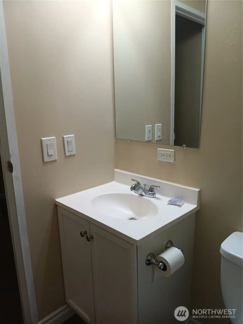 Property photo for 17410 52nd Avenue W #1, Lynnwood photo 7