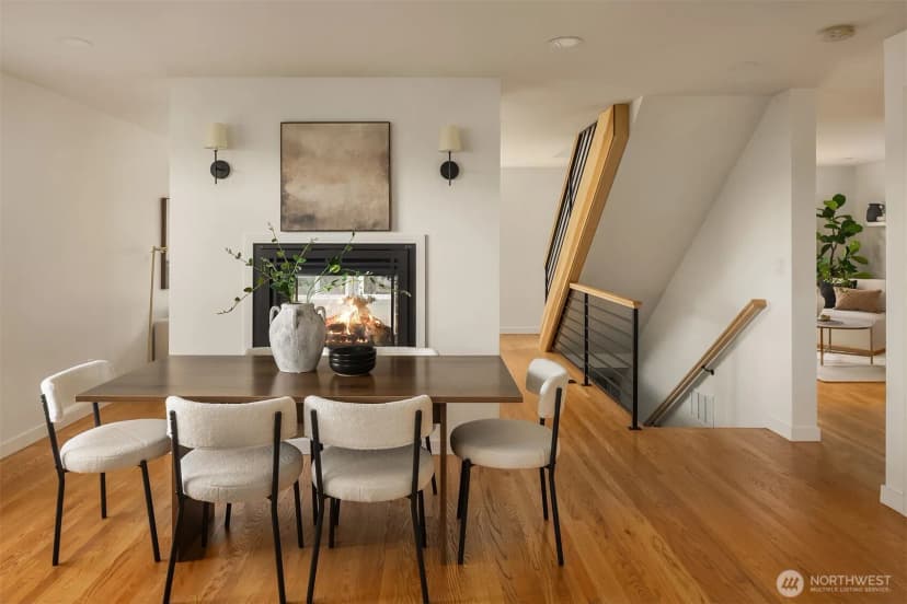 Property photo for 2615 W Crockett Street, Seattle photo 5