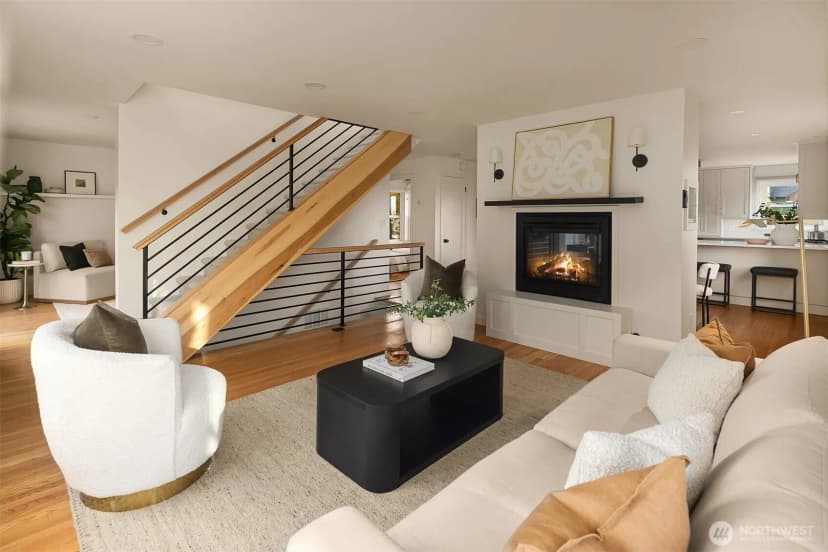 Property photo for 2615 W Crockett Street, Seattle photo 7