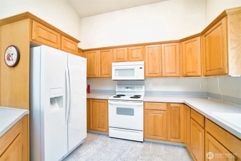 Property photo for 6401 60th Street W, University Place photo 19