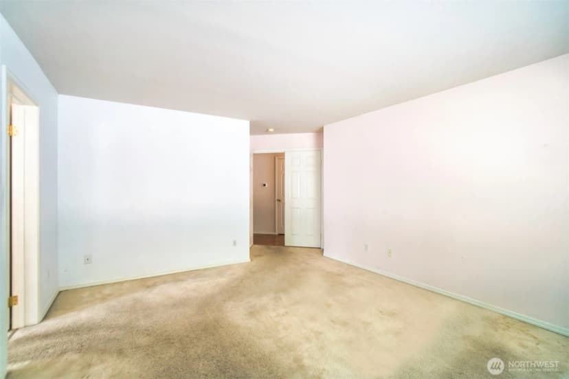 Property photo for 6401 60th Street W, University Place photo 26