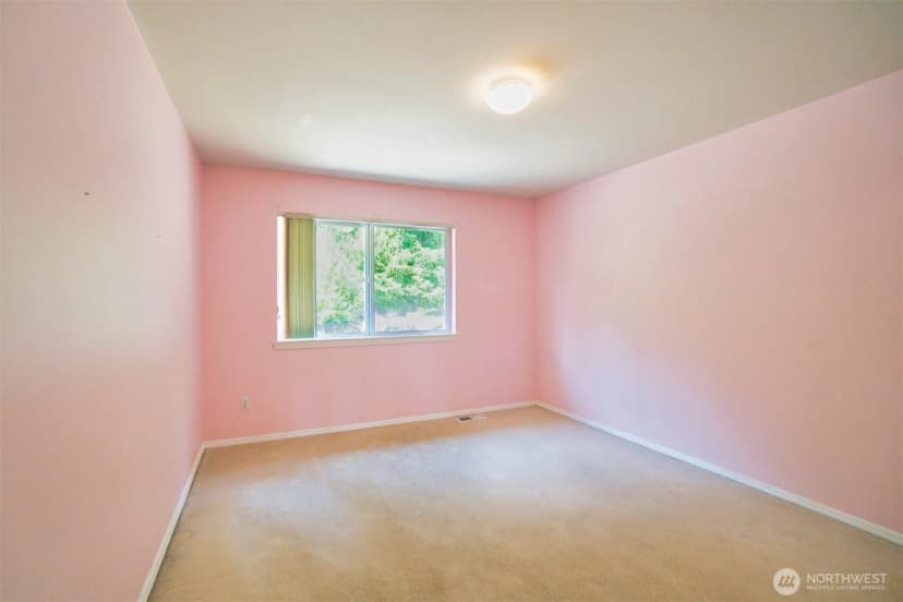 Property photo for 6401 60th Street W, University Place photo 39