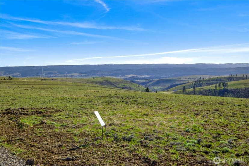 Property photo for 8 Lot Bettas Road, Cle Elum photo 4