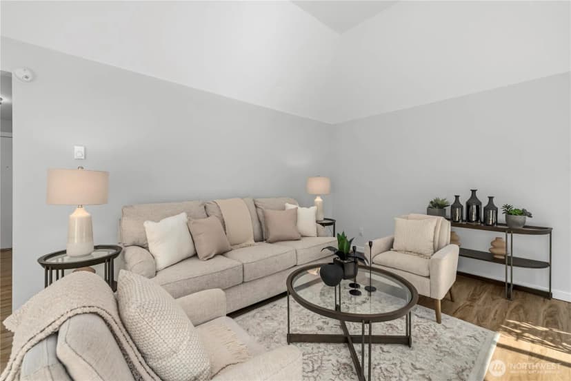 Property photo for 10221 Ne 16th Street #h7, Bellevue photo 18