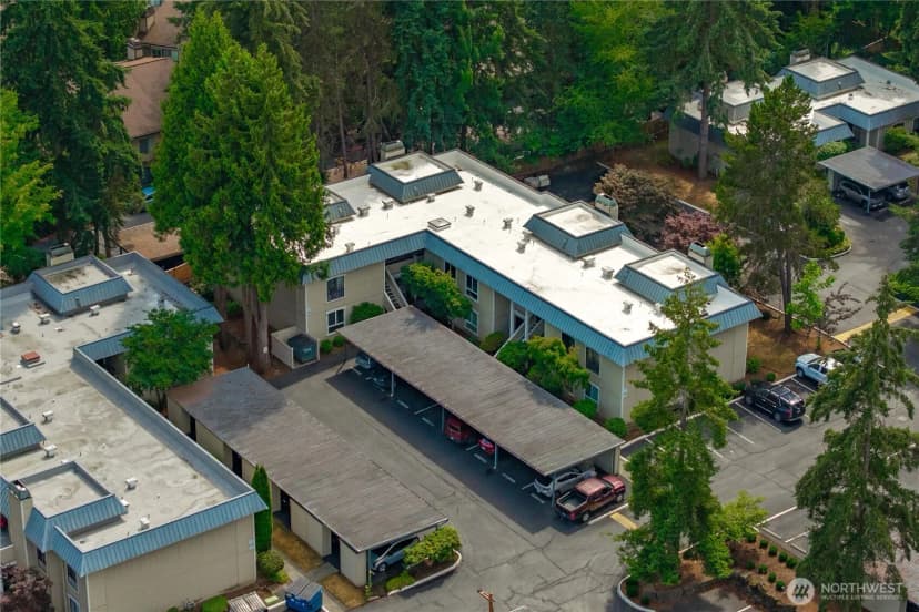 Property photo for 10221 Ne 16th Street #h7, Bellevue photo 6