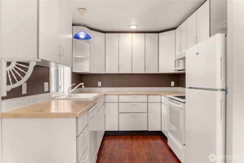 Property photo for 14 Apple Way N, Winthrop photo 9