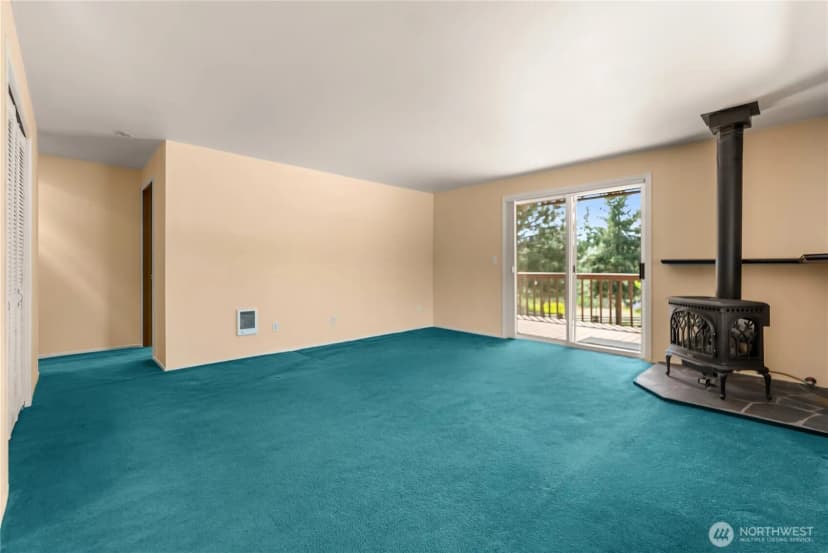 Property photo for 14 Apple Way N, Winthrop photo 10
