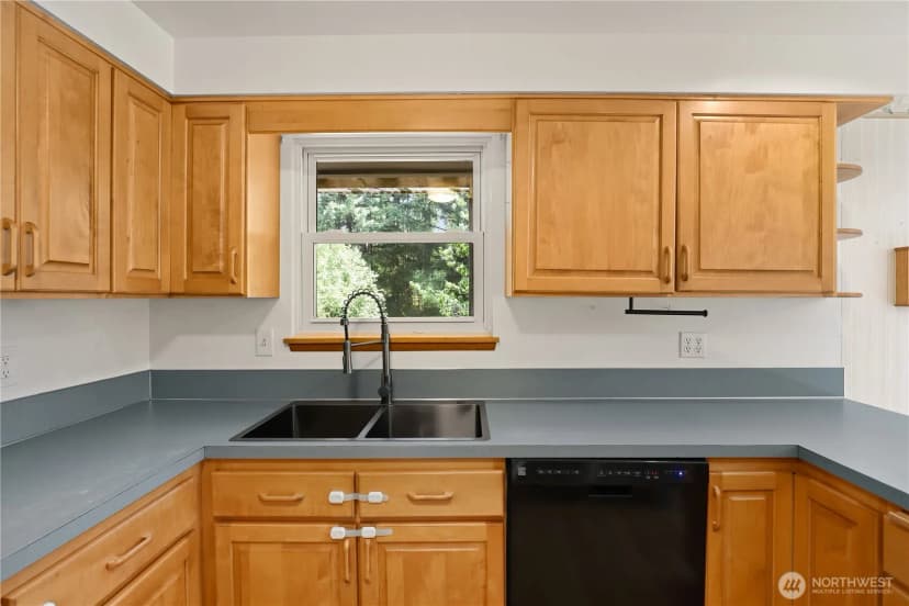 Property photo for 22719 58th Avenue E, Spanaway photo 10