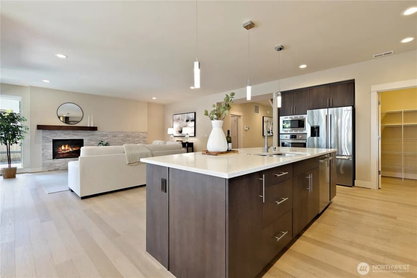 Property photo for 10034 Slater Avenue Ne, Kirkland photo 15