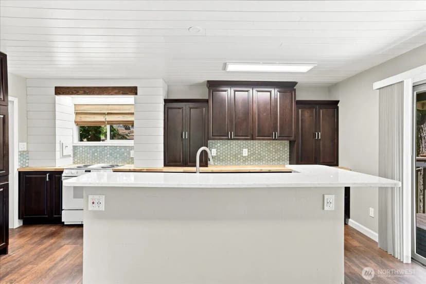 Property photo for 2425 Archwood Drive, Longview photo 17