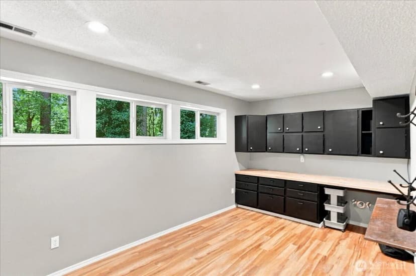 Property photo for 2425 Archwood Drive, Longview photo 27
