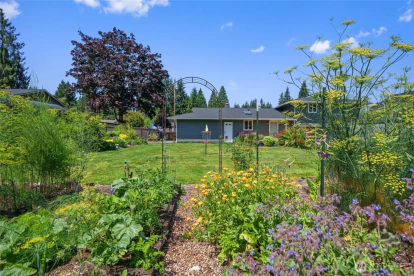 Property photo for 10501 25th Drive Se, Everett photo 25