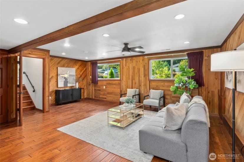 Property photo for 10501 25th Drive Se, Everett photo 14