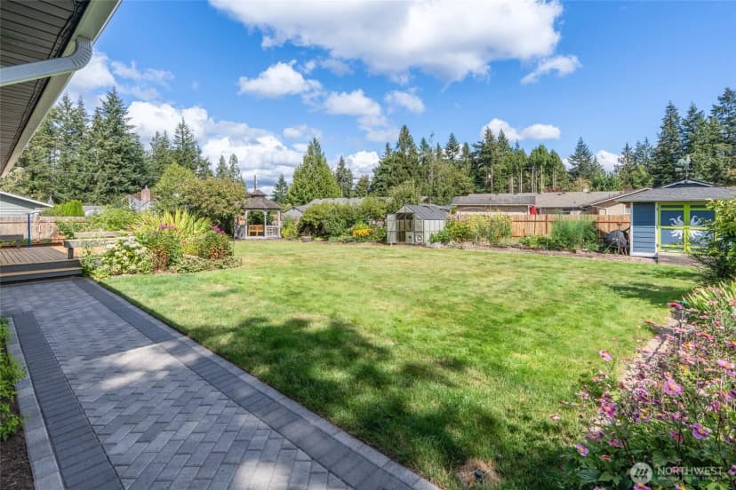 Property photo for 10501 25th Drive Se, Everett photo 23