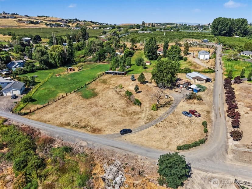 Property photo for 363 Baker Road, Selah photo 33