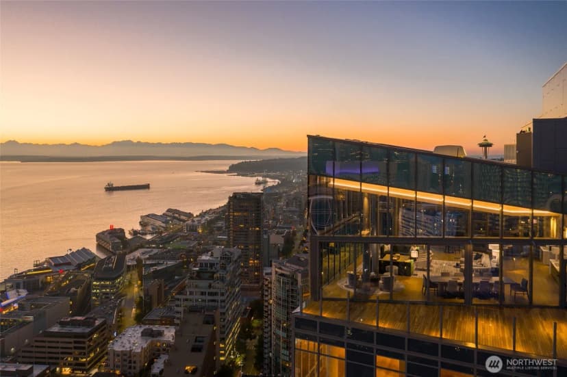 Property photo for 121 Stewart Street #2505, Seattle photo 21