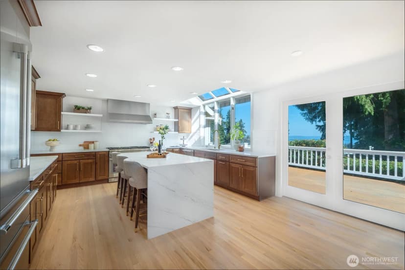 Property photo for 9416 Ne 25th Street, Clyde Hill photo 13