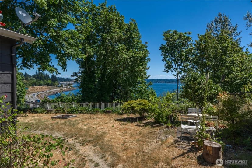 Property photo for 1898 Vista Lane W, Bremerton photo 31