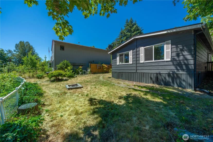 Property photo for 1898 Vista Lane W, Bremerton photo 35