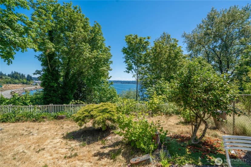 Property photo for 1898 Vista Lane W, Bremerton photo 33