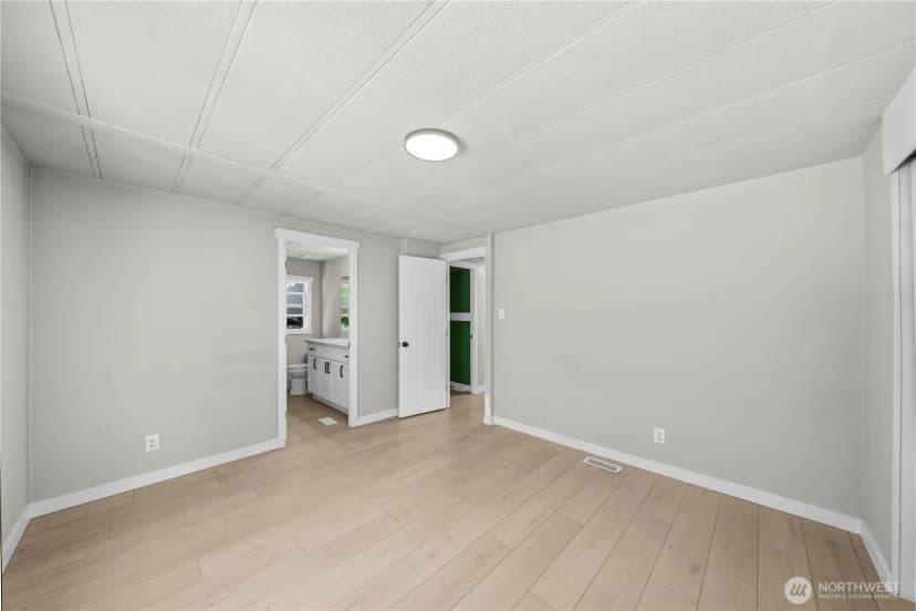 Property photo for 1898 Vista Lane W, Bremerton photo 22