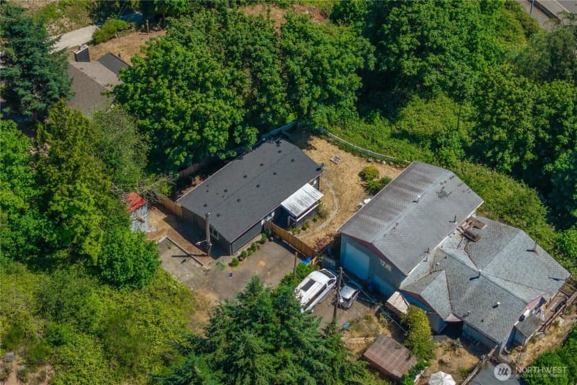 Property photo for 1898 Vista Lane W, Bremerton photo 25