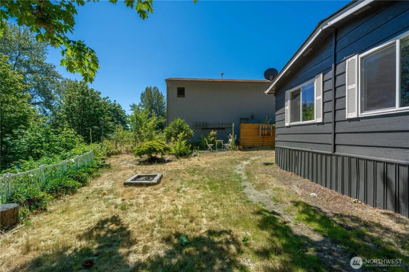 Property photo for 1898 Vista Lane W, Bremerton photo 36