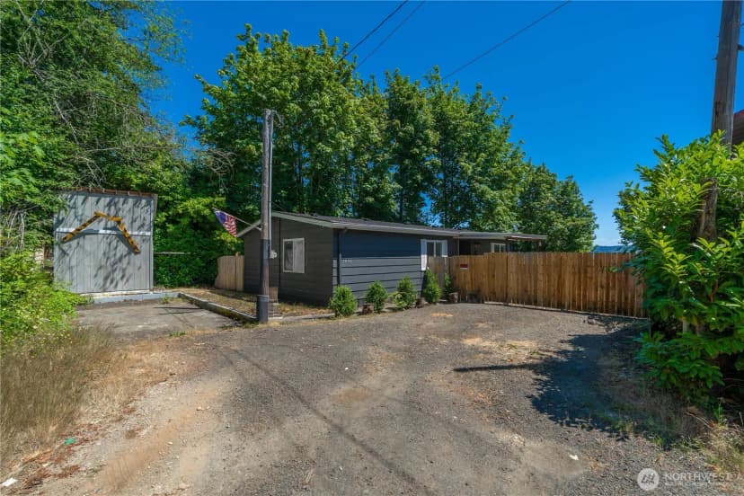 Property photo for 1898 Vista Lane W, Bremerton photo 24