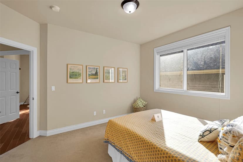 Property photo for 4563 162nd Lane Se, Bellevue photo 23