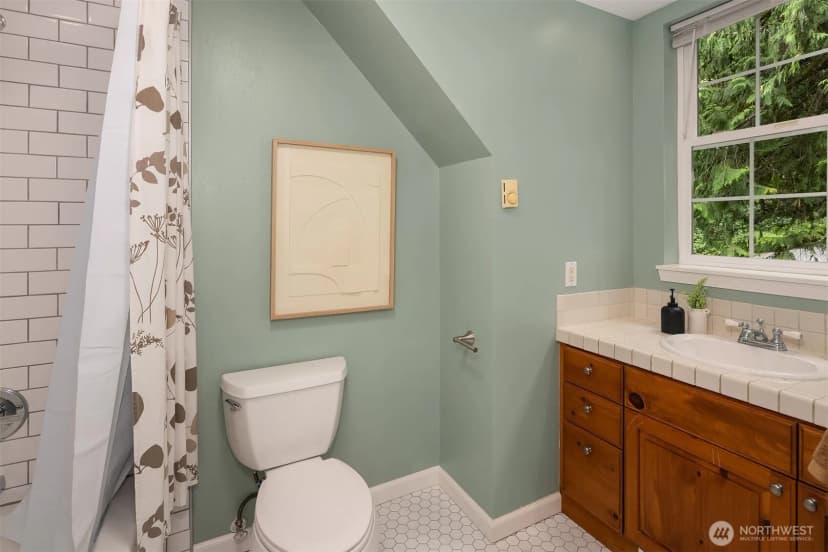 Property photo for 26218 Se Old Black Nugget Road, Issaquah photo 32