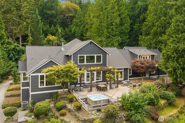 Property photo for 26218 Se Old Black Nugget Road, Issaquah photo 3