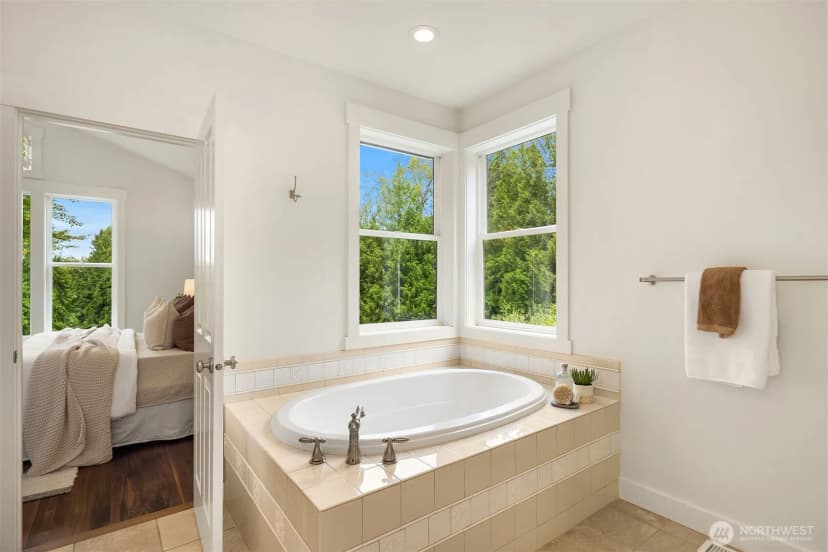 Property photo for 26218 Se Old Black Nugget Road, Issaquah photo 22