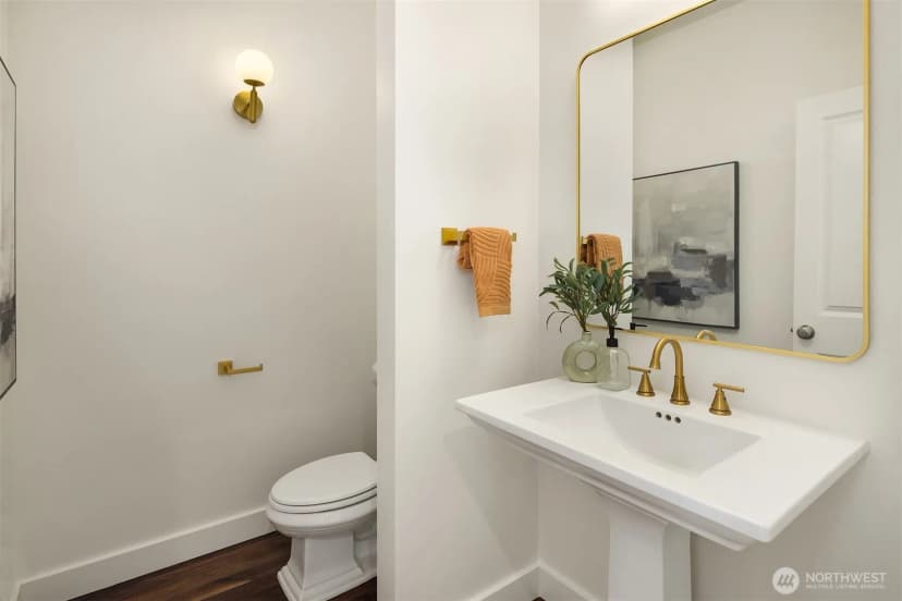 Property photo for 26218 Se Old Black Nugget Road, Issaquah photo 14