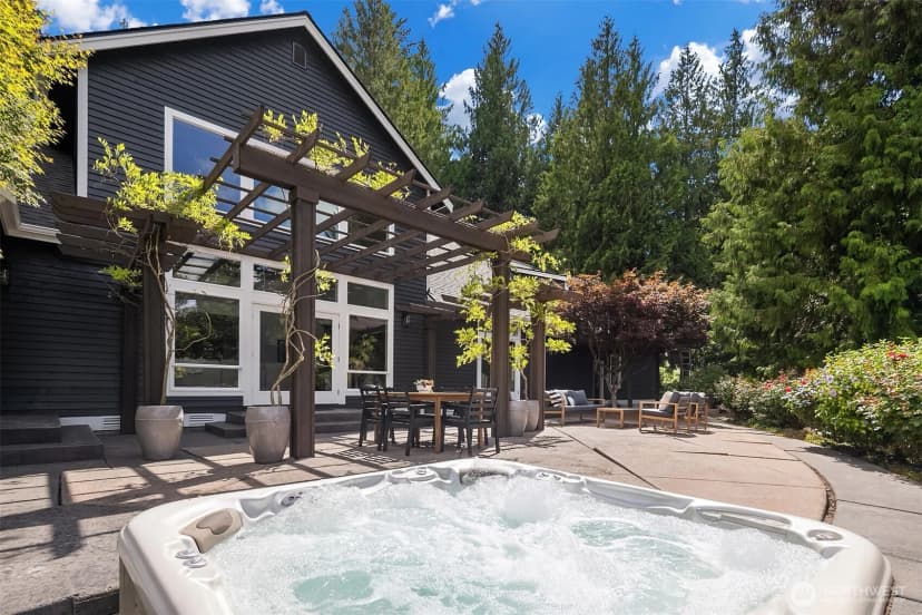 Property photo for 26218 Se Old Black Nugget Road, Issaquah photo 28
