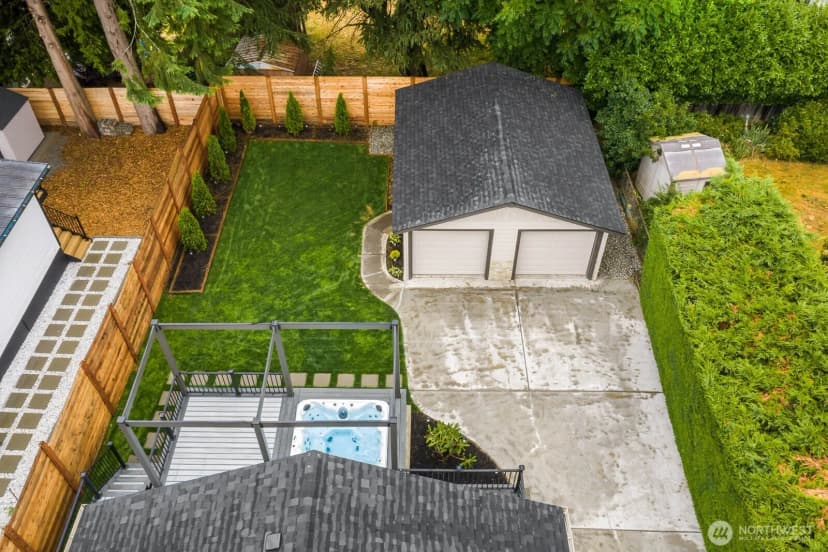 Property photo for 13427 5th Avenue Sw, Burien photo 33