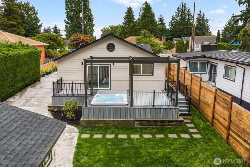 Property photo for 13427 5th Avenue Sw, Burien photo 37