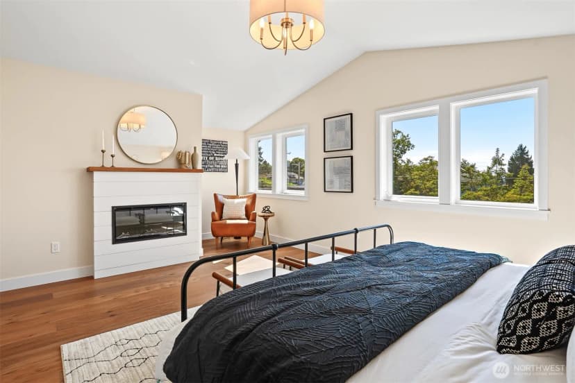 Property photo for 2414 Queen Anne Avenue N, Seattle photo 22