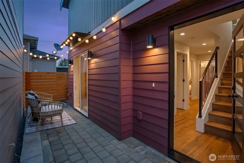 Property photo for 2412 Queen Anne Avenue N, Seattle photo 26