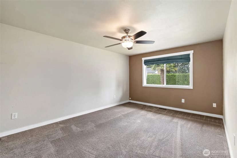 Property photo for 10717 Se 211th Street, Kent photo 20