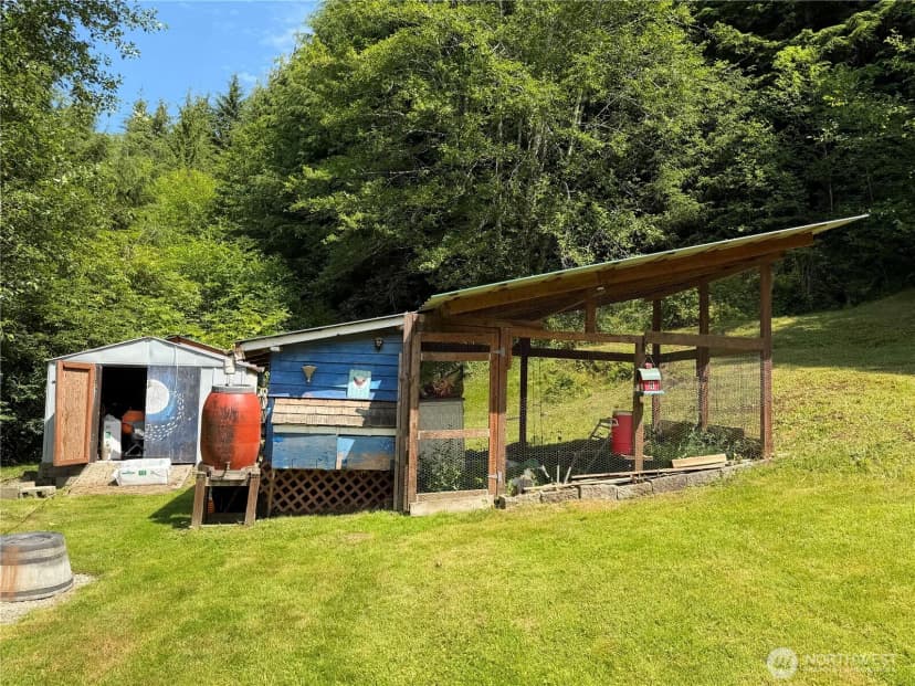Property photo for 1705 Hwy 101, Forks photo 22