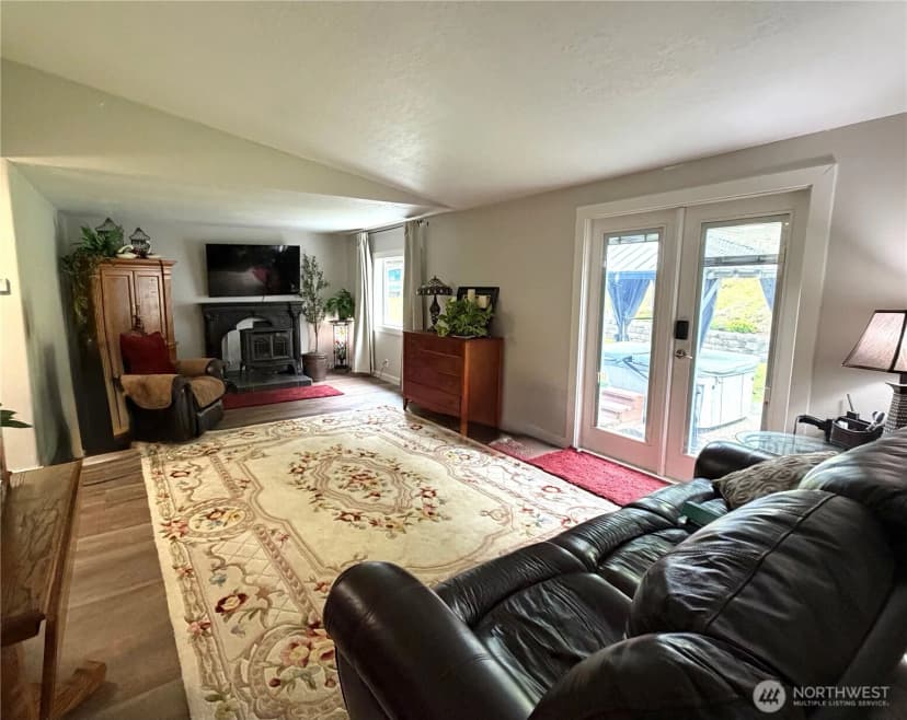Property photo for 1705 Hwy 101, Forks photo 17