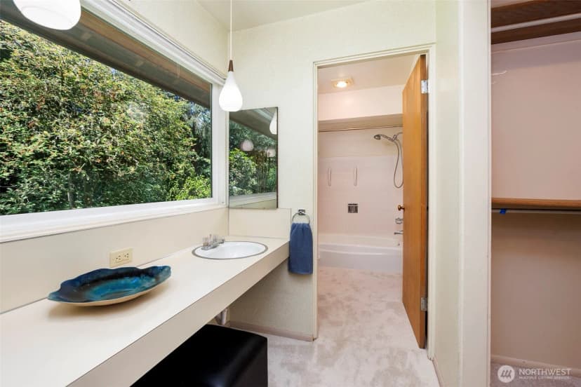Property photo for 900 Nw 134th Street, Seattle photo 14