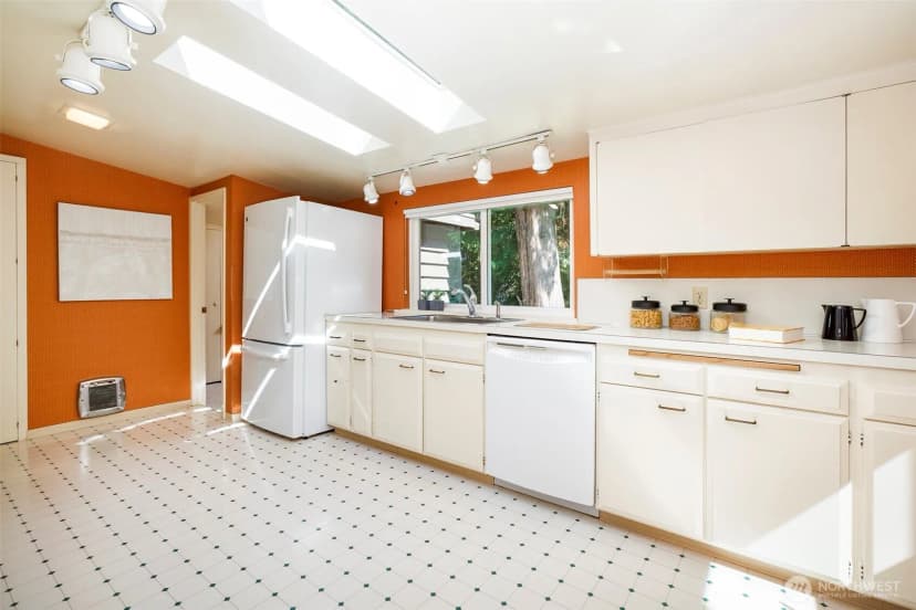 Property photo for 900 Nw 134th Street, Seattle photo 11