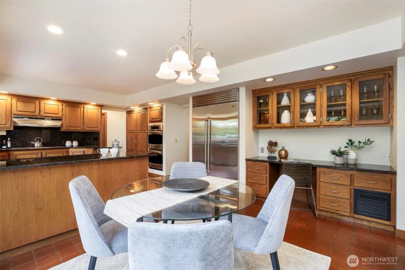 Property photo for 6573 Ne Windermere Road, Seattle photo 11