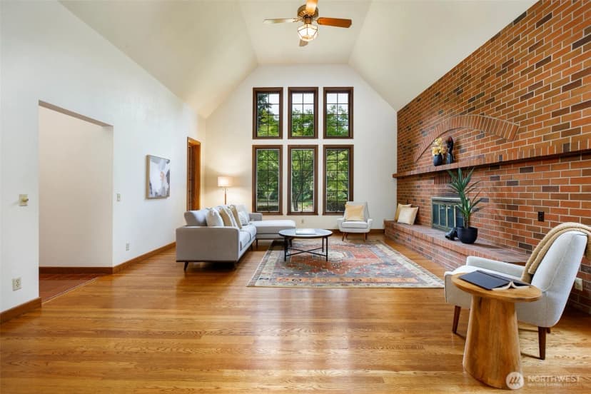 Property photo for 6573 Ne Windermere Road, Seattle photo 5