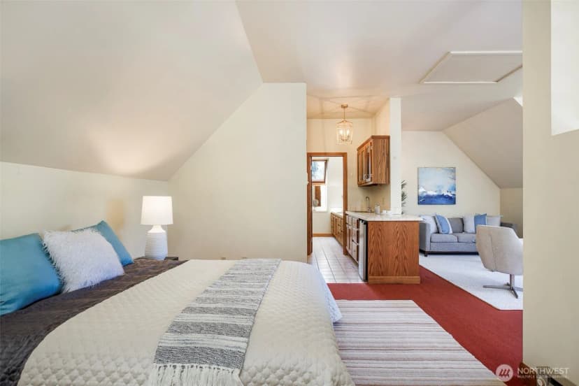 Property photo for 6573 Ne Windermere Road, Seattle photo 29