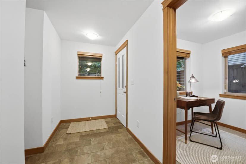 Property photo for 7411 4th Avenue Ne #a, Seattle photo 13